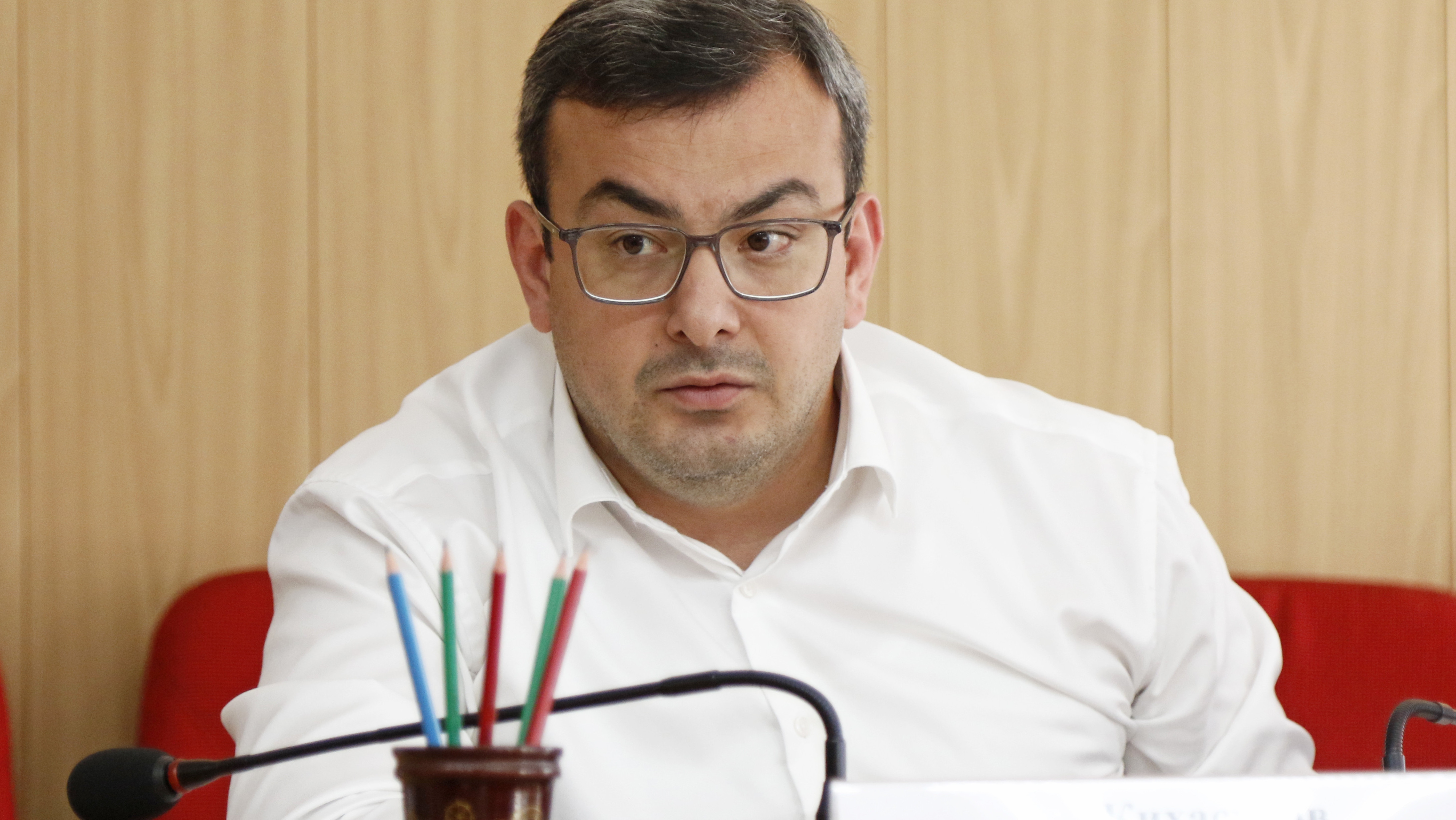 Министр труда Дагестана Магомедзагид Кихасуров ответил на главные вопросы, касающиеся мер поддержки граждан с ОВЗ